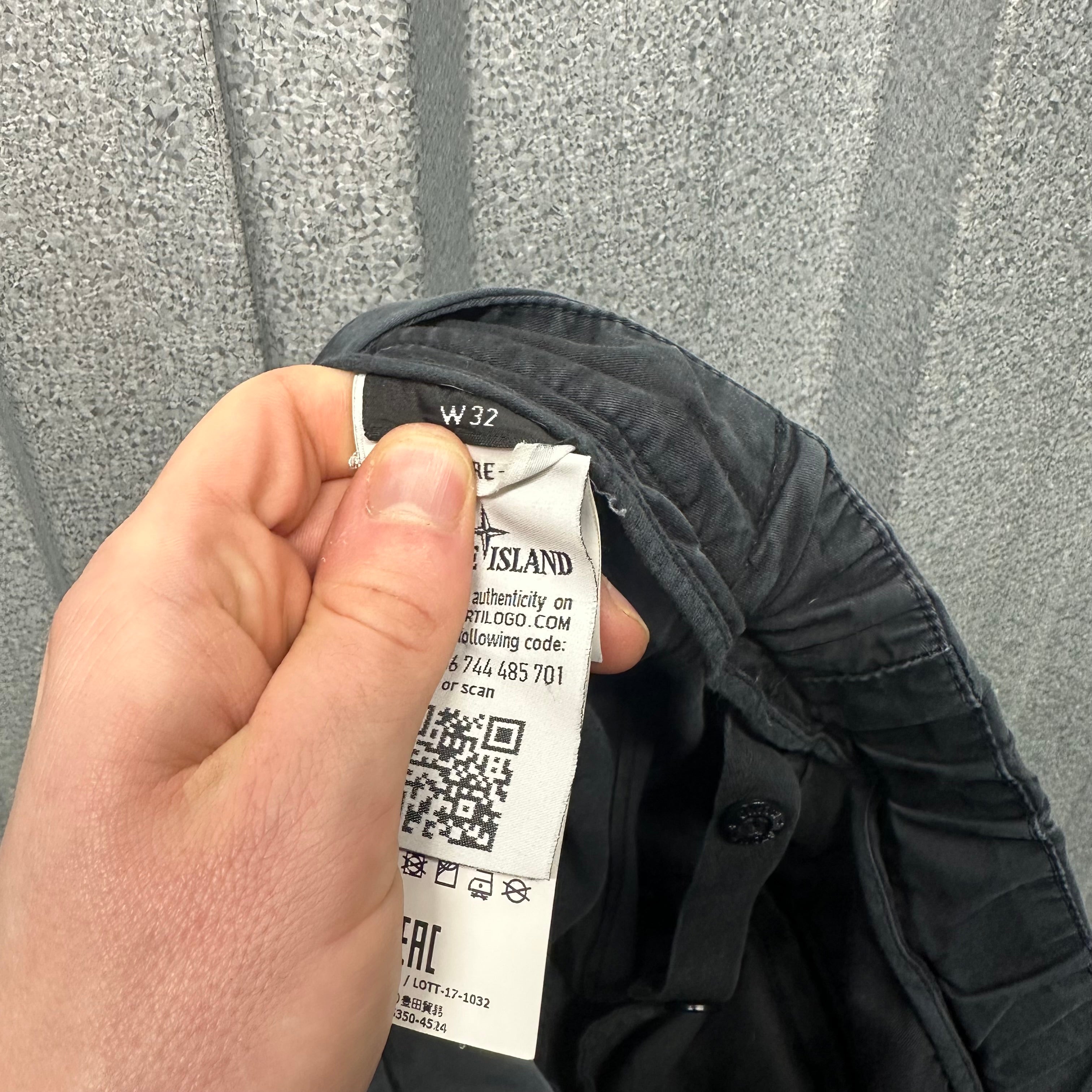 Stone Island Cargo Trousers with Cuffed Bottoms