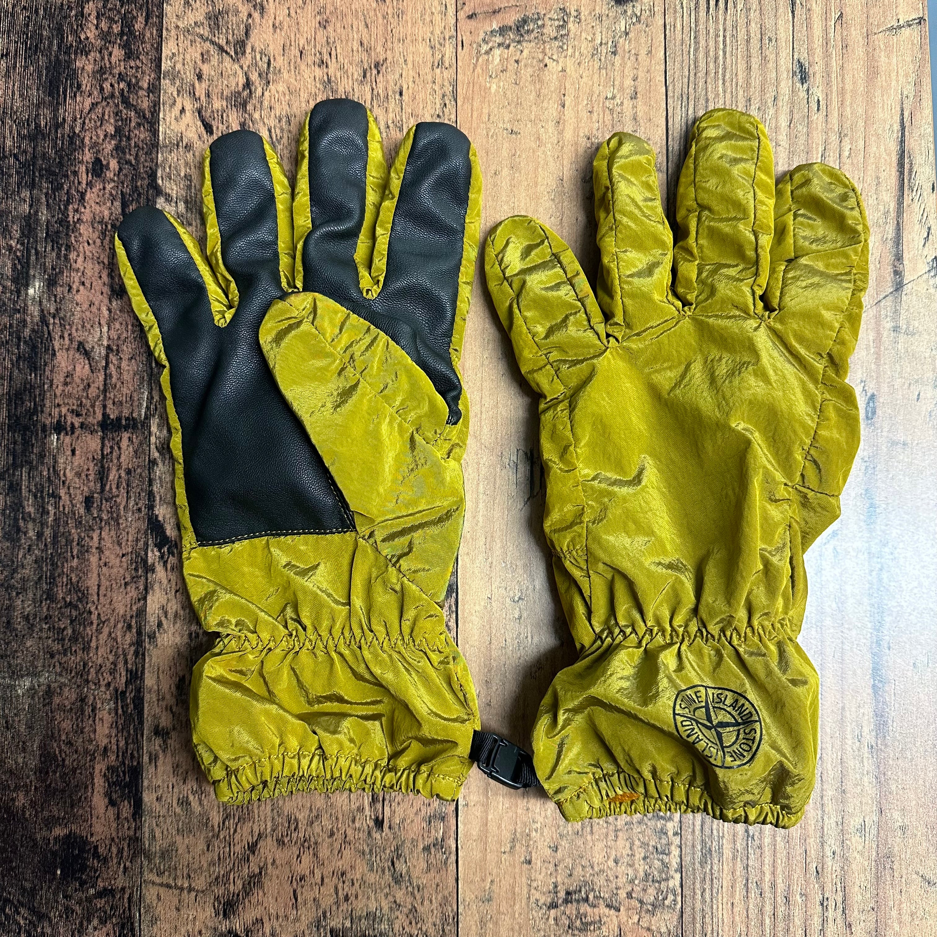 Stone Island Compass Logo Nylon Gloves