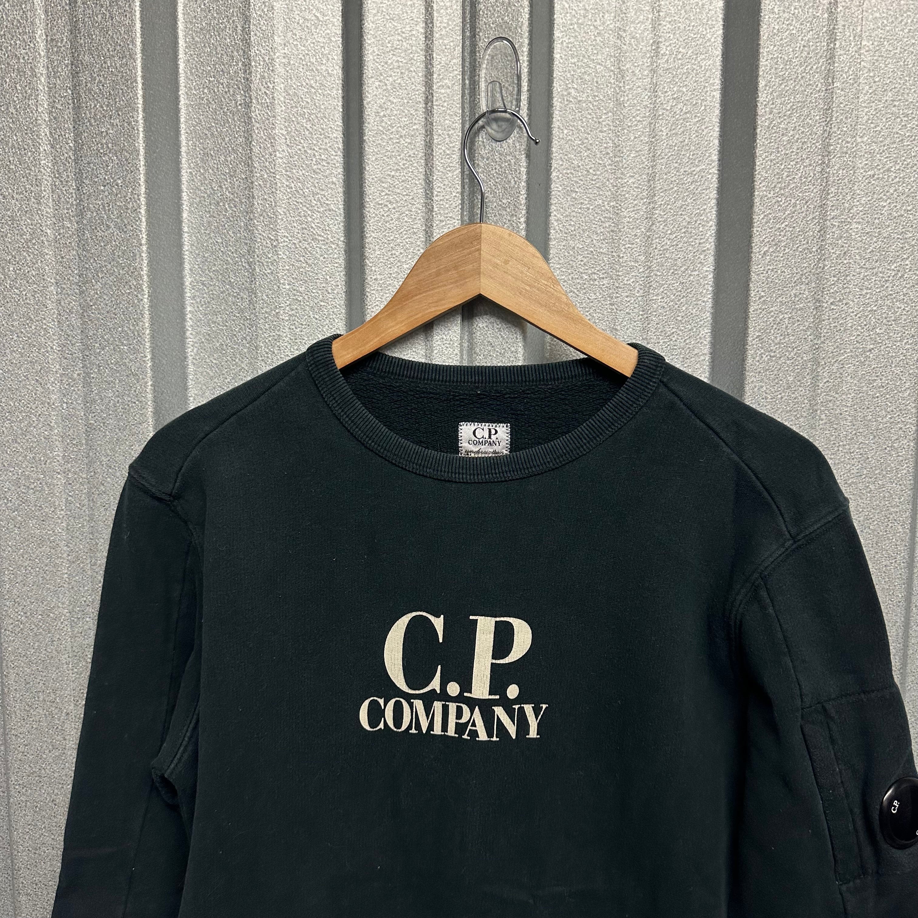 CP Company Pullover Spell Out Micro Lens Jumper-14