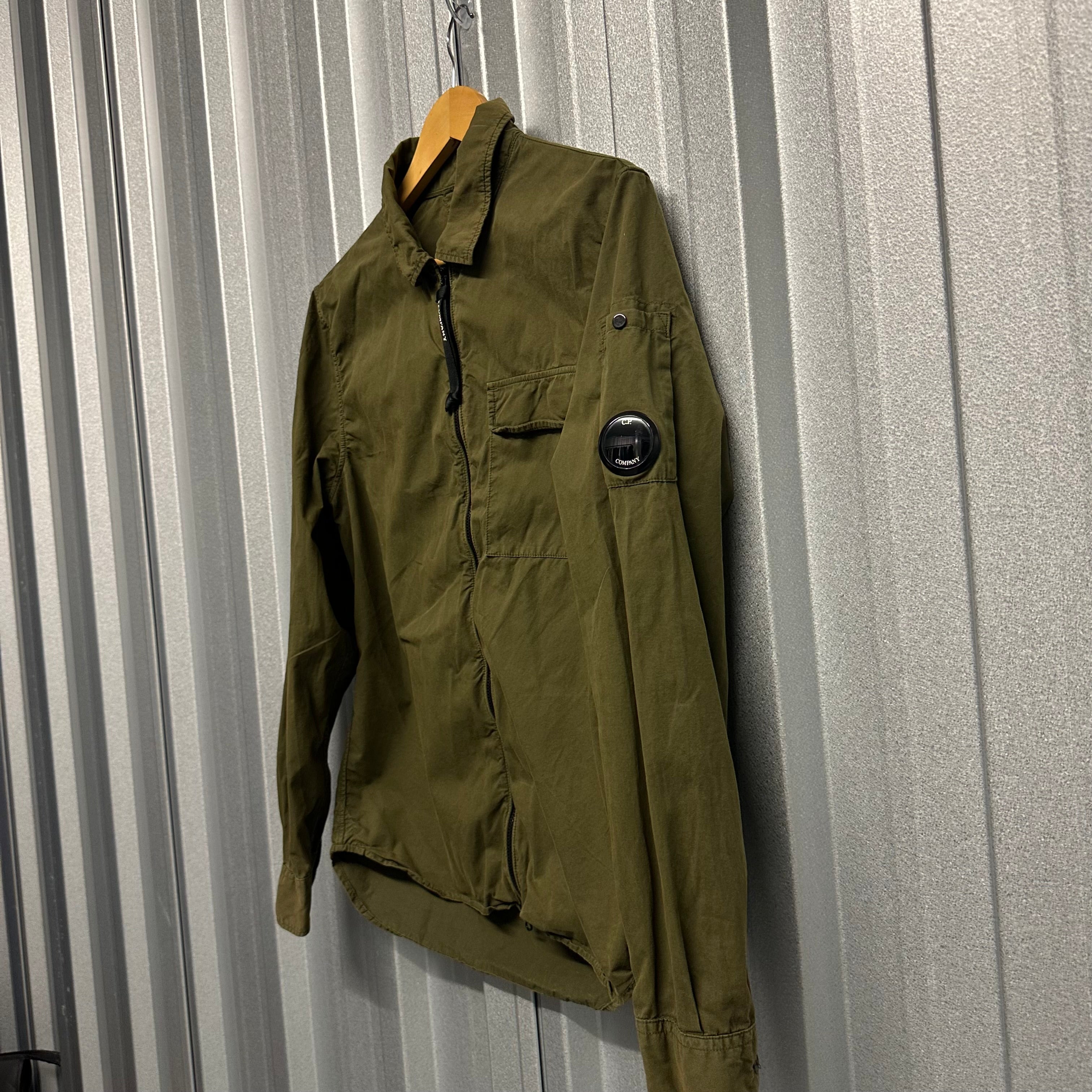 CP Company Gambardine Zip Up Overshirt with Micro Lens - M